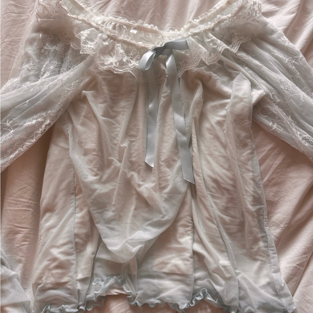 Mesh Lace Ruffled Edge Bow Pajama set - Picture 2 of 4